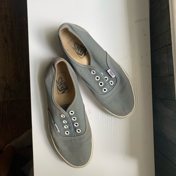 Vans - Picture 2 of 5